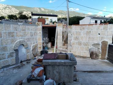 Hiša Prizna, Senj, 105m2