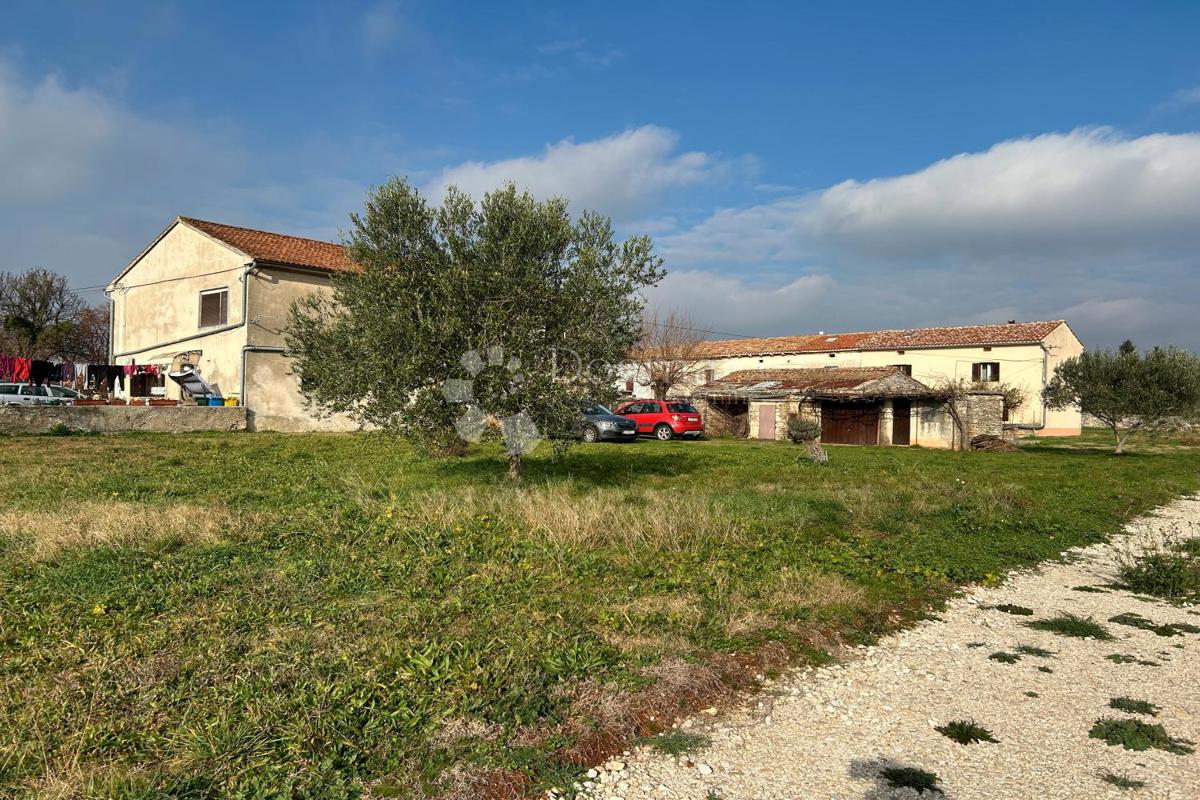 Hiša Vodnjan, 230m2