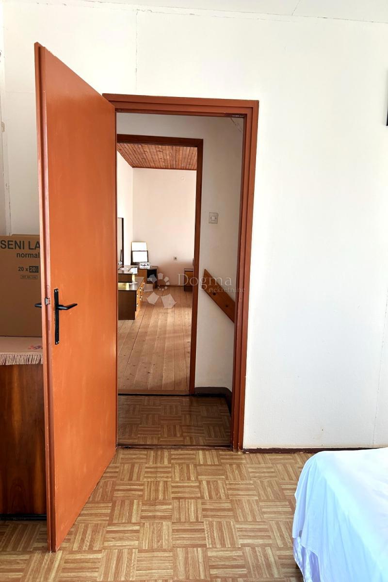 Hiša Vodnjan, 230m2