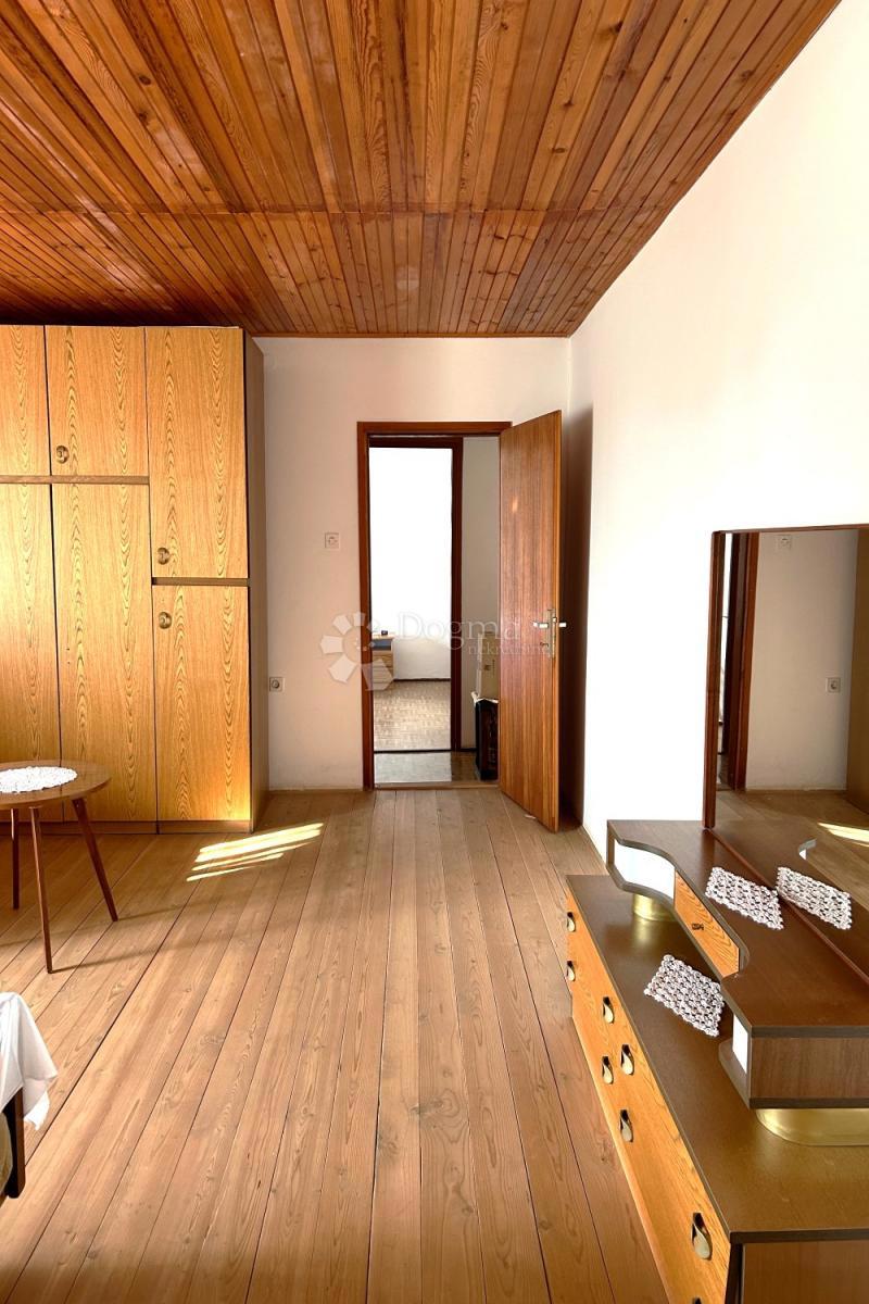 Hiša Vodnjan, 230m2