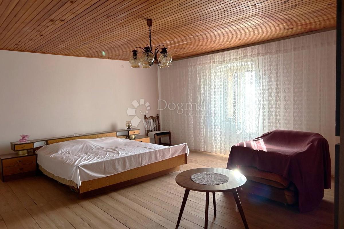 Hiša Vodnjan, 230m2