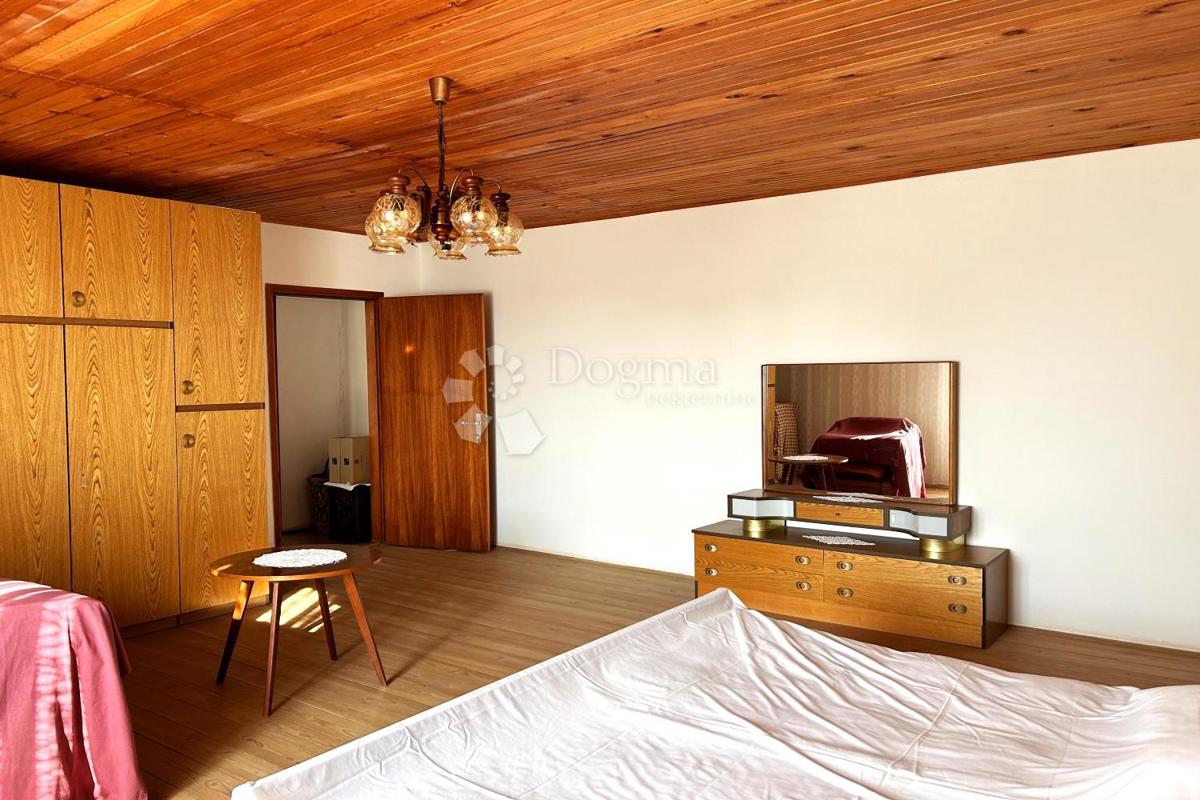 Hiša Vodnjan, 230m2