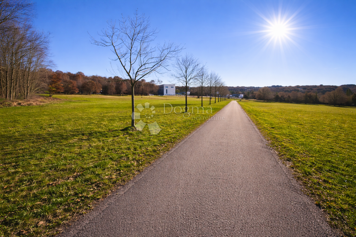 Zazidljivo zemljišče Zabrežani, Pazin - Okolica, 4.285m2