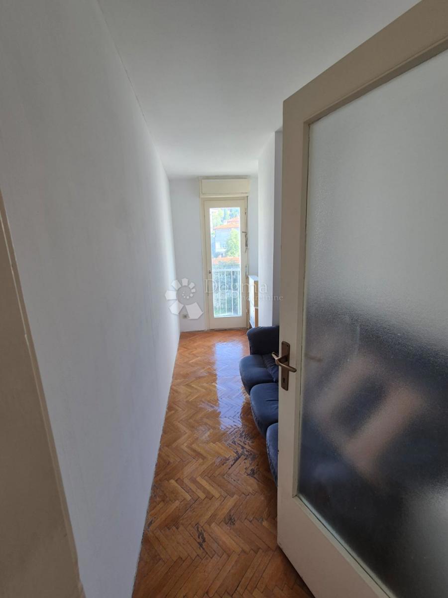 Stanovanje Krimeja, Rijeka, 80,50m2