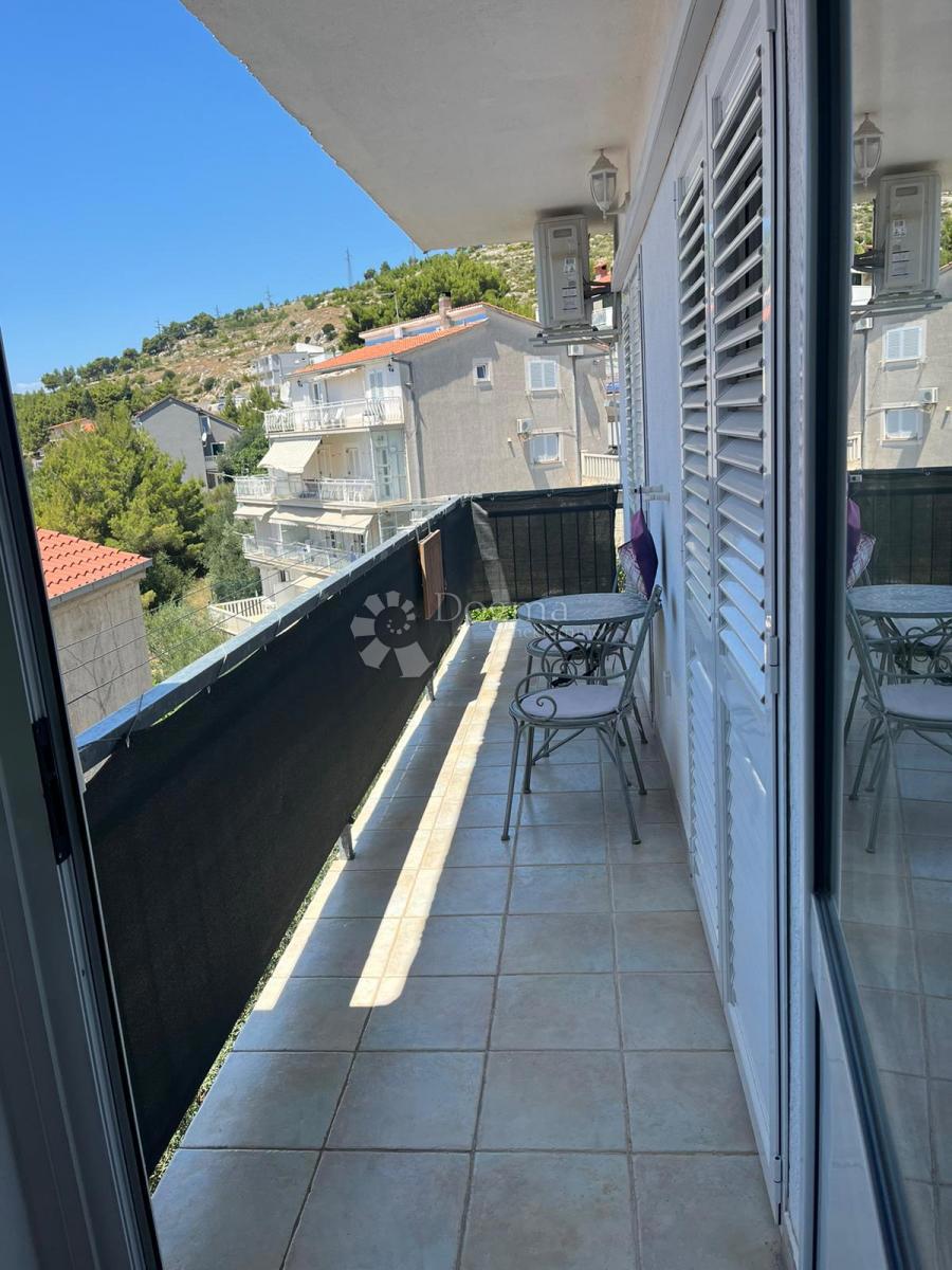 Stanovanje Duće, Dugi Rat, 105m2