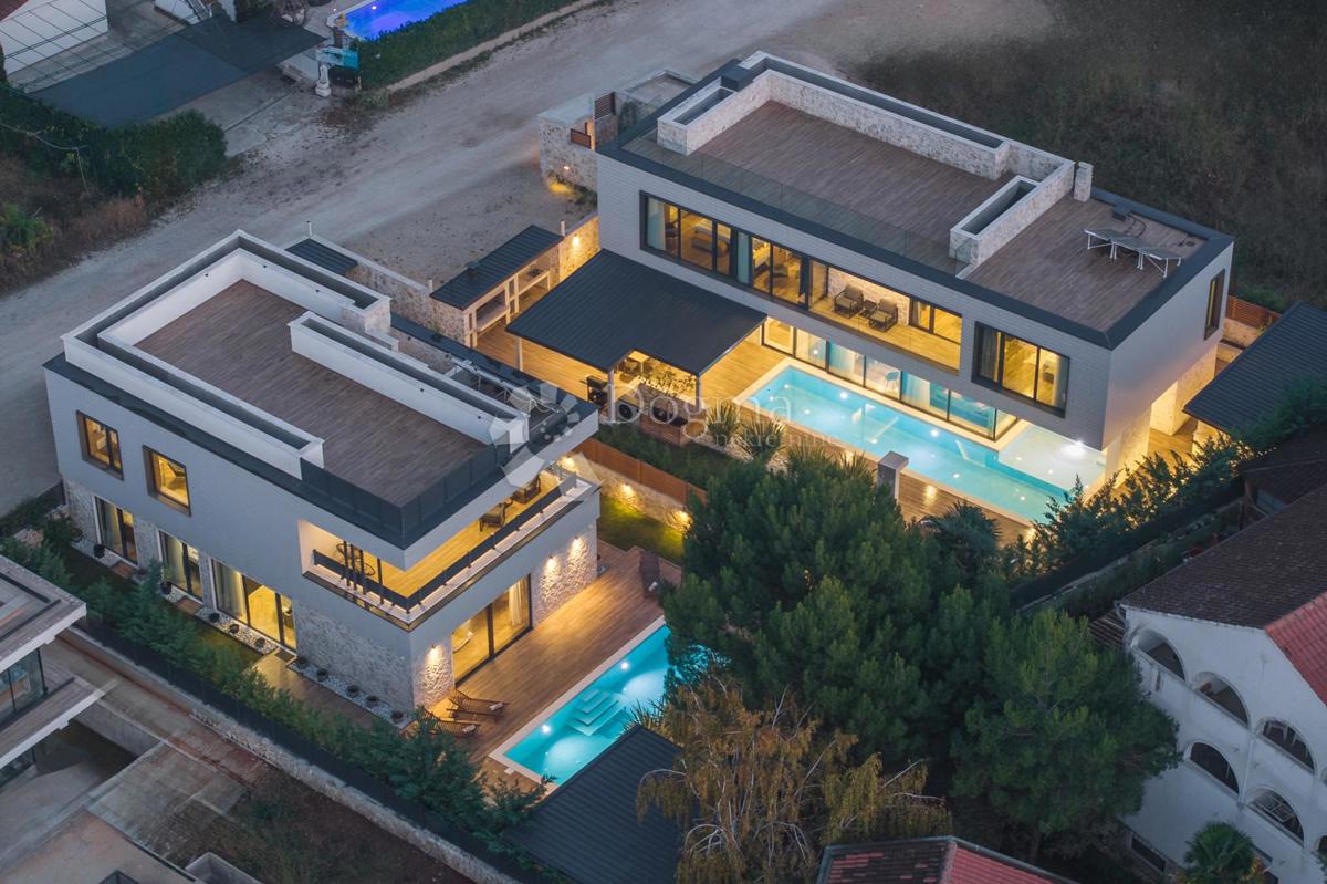 Hiša Funtana, 360m2