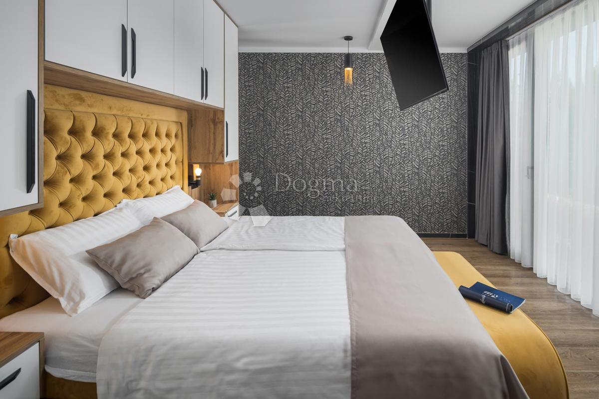 Hiša Funtana, 360m2