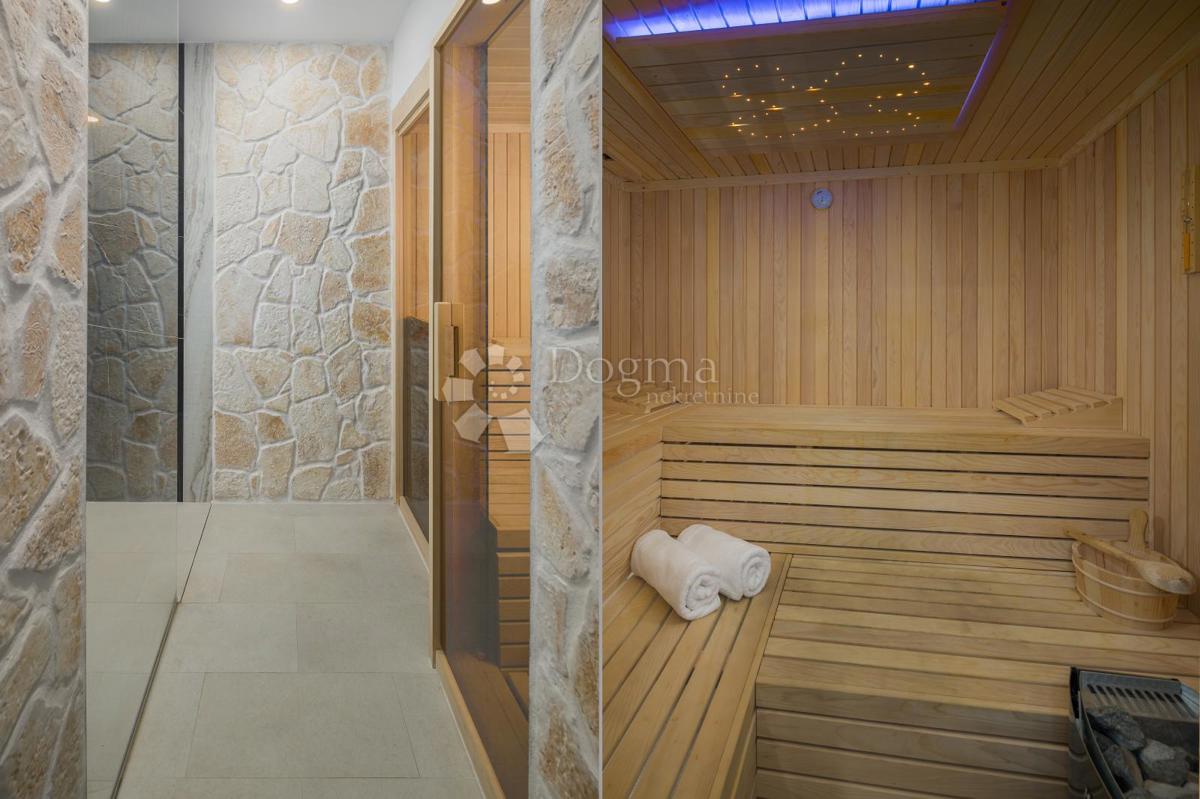 Hiša Funtana, 360m2