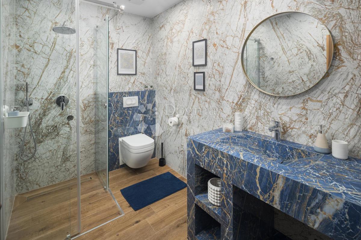 Hiša Funtana, 360m2