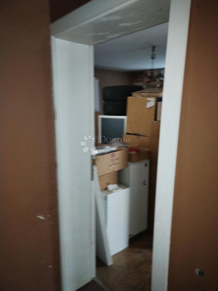 Hiša Centar Ivanić-Grad, Ivanić-Grad, 210m2