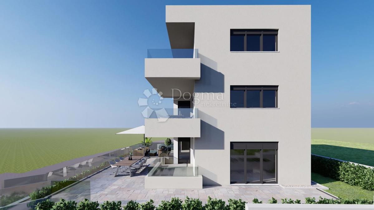 Apartma Rovanjska, Jasenice, 81m2