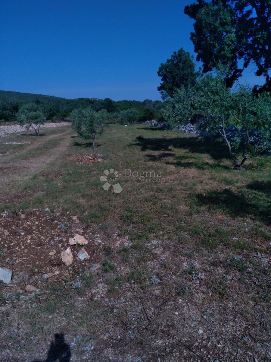 Zazidljivo zemljišče Vinjerac, Posedarje, 1.950m2