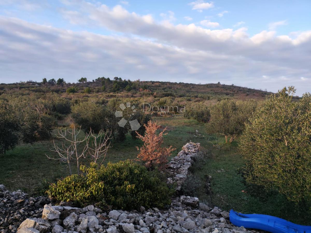 Zazidljivo zemljišče Zaton, Šibenik - Okolica, 30.000m2