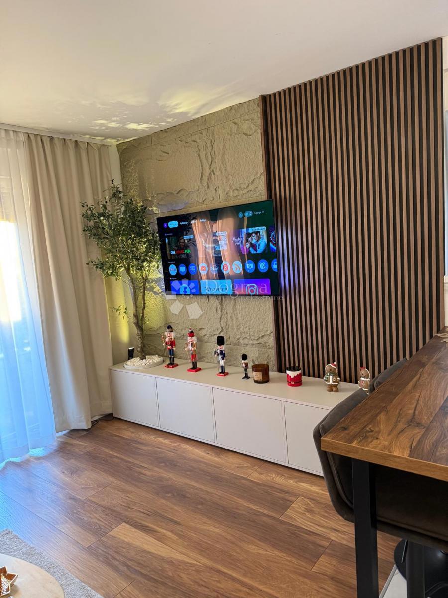 Stanovanje Kaštel Kambelovac, Kaštela, 55m2