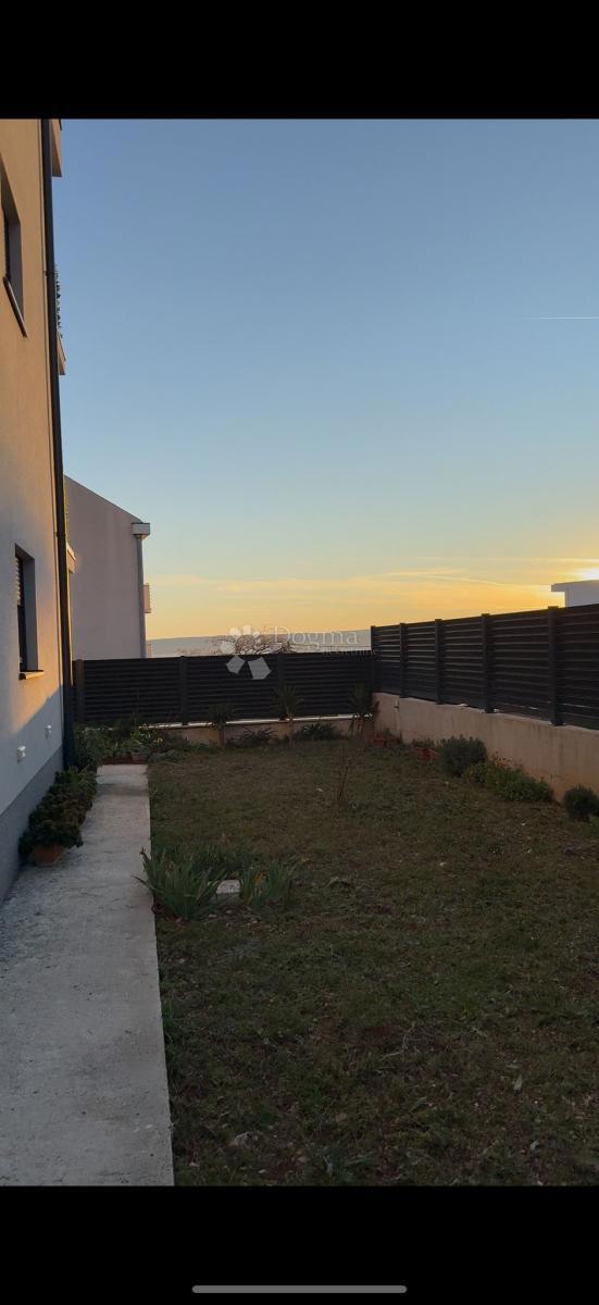 Stanovanje Kaštel Kambelovac, Kaštela, 55m2