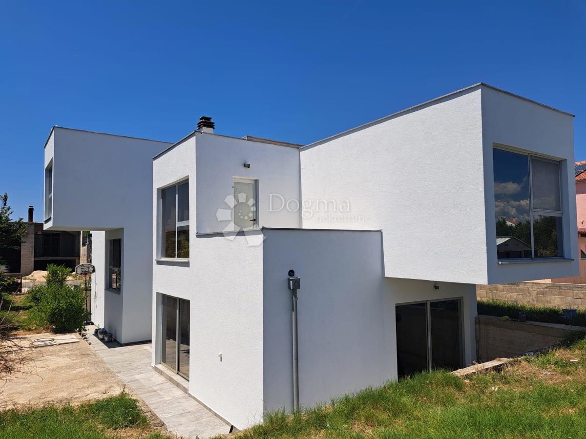 Hiša Novi Bokanjac, Zadar, 450m2