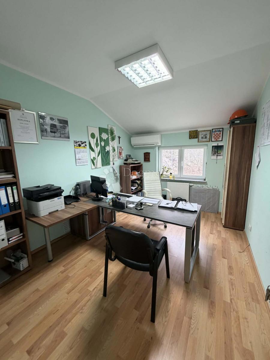 Poslovni prostor Permani, Matulji, 362m2