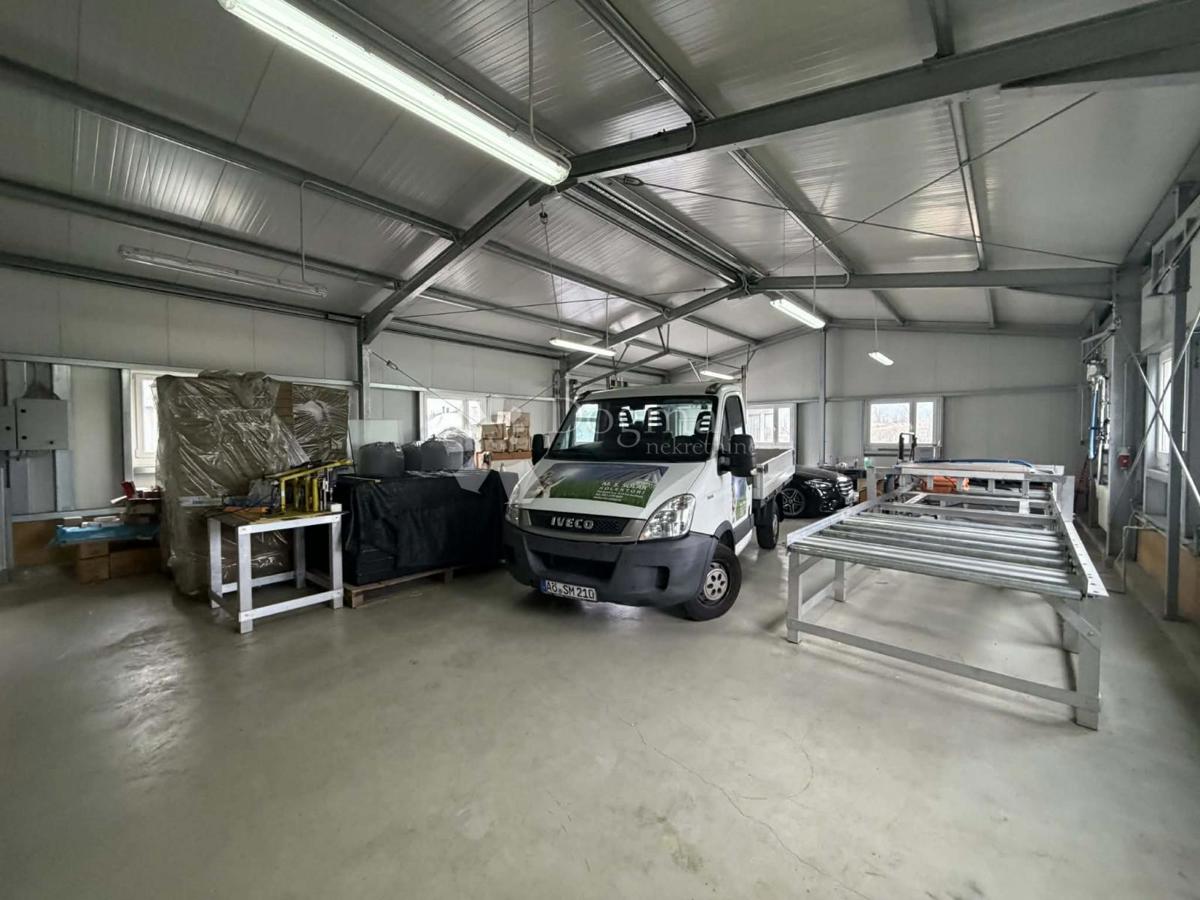 Poslovni prostor Permani, Matulji, 362m2