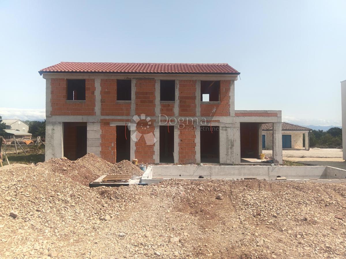 Hiša Ninski Stanovi, Nin, 130m2