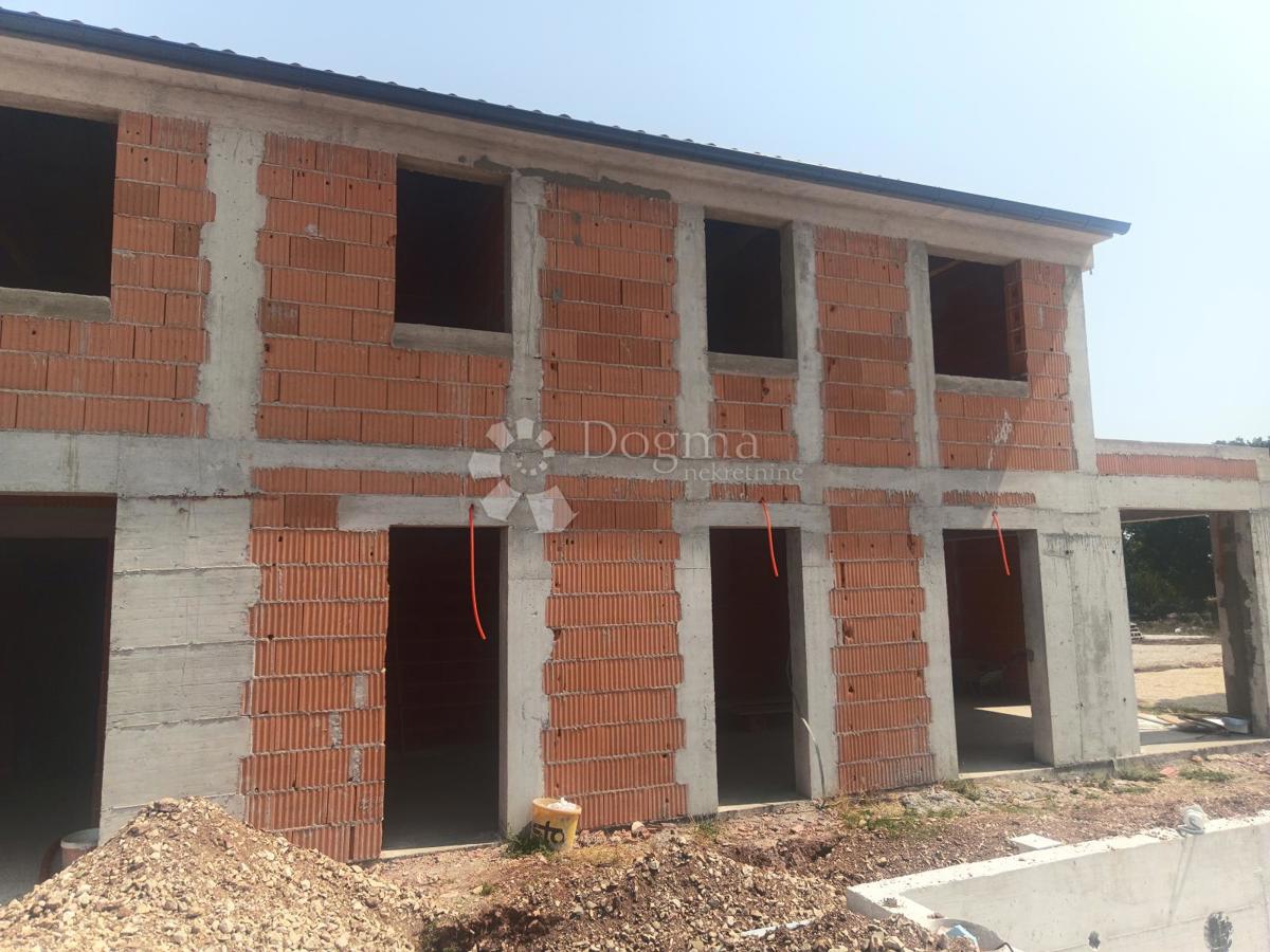 Hiša Ninski Stanovi, Nin, 130m2