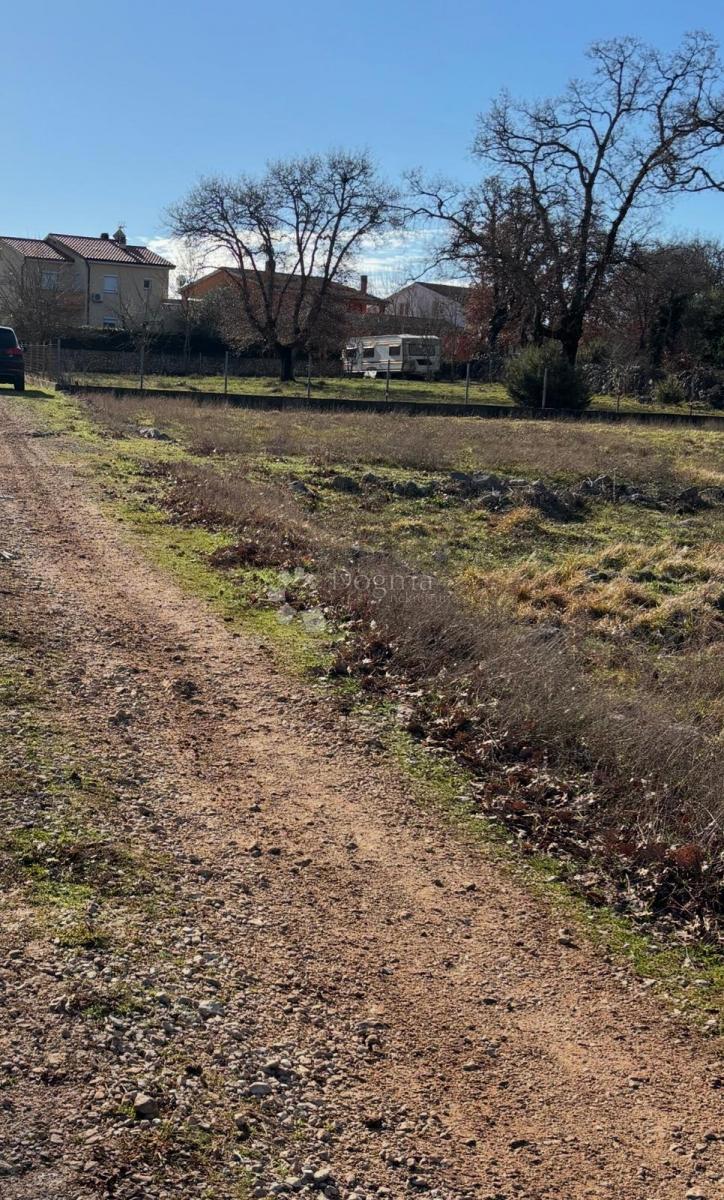 Zazidljivo zemljišče Sveti Anton, Malinska-Dubašnica, 609m2