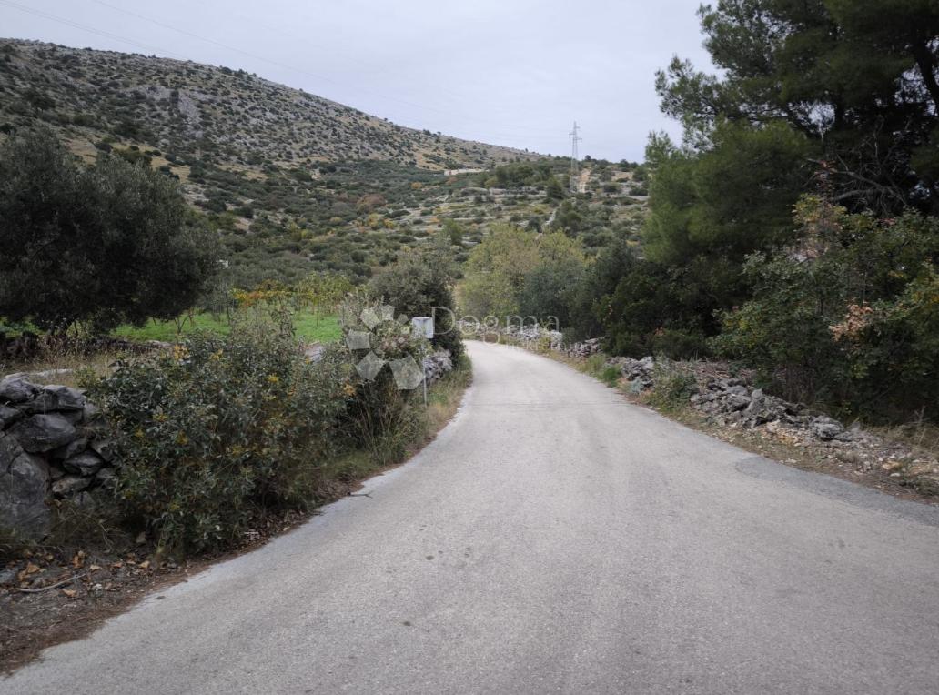 Zazidljivo zemljišče Seget Vranjica, Seget, 804m2