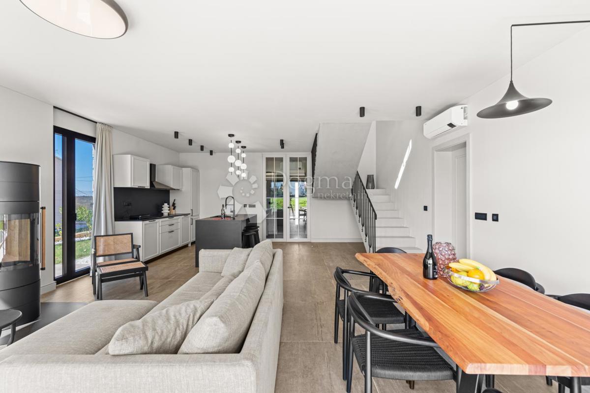 Hiša Krnica, Marčana, 168m2