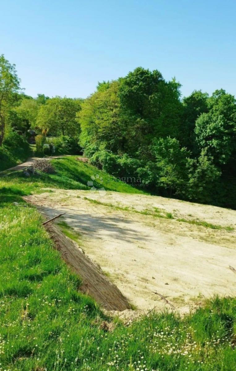 Zazidljivo zemljišče Gradiščak, Sveti Martin Na Muri, 994m2