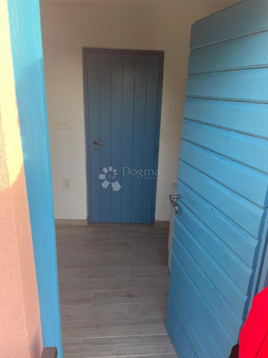 Hiša Jesenice, Dugi Rat, 200m2