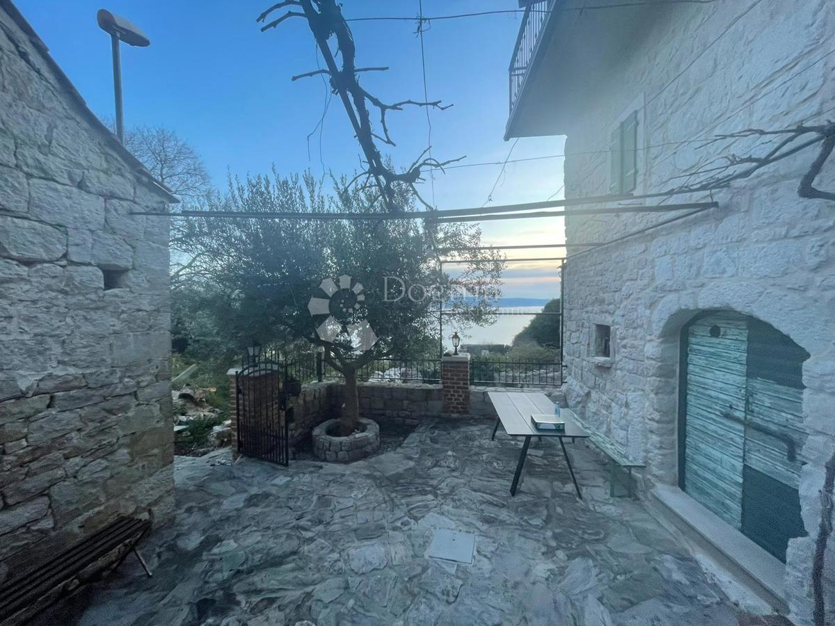 Hiša Jesenice, Dugi Rat, 200m2