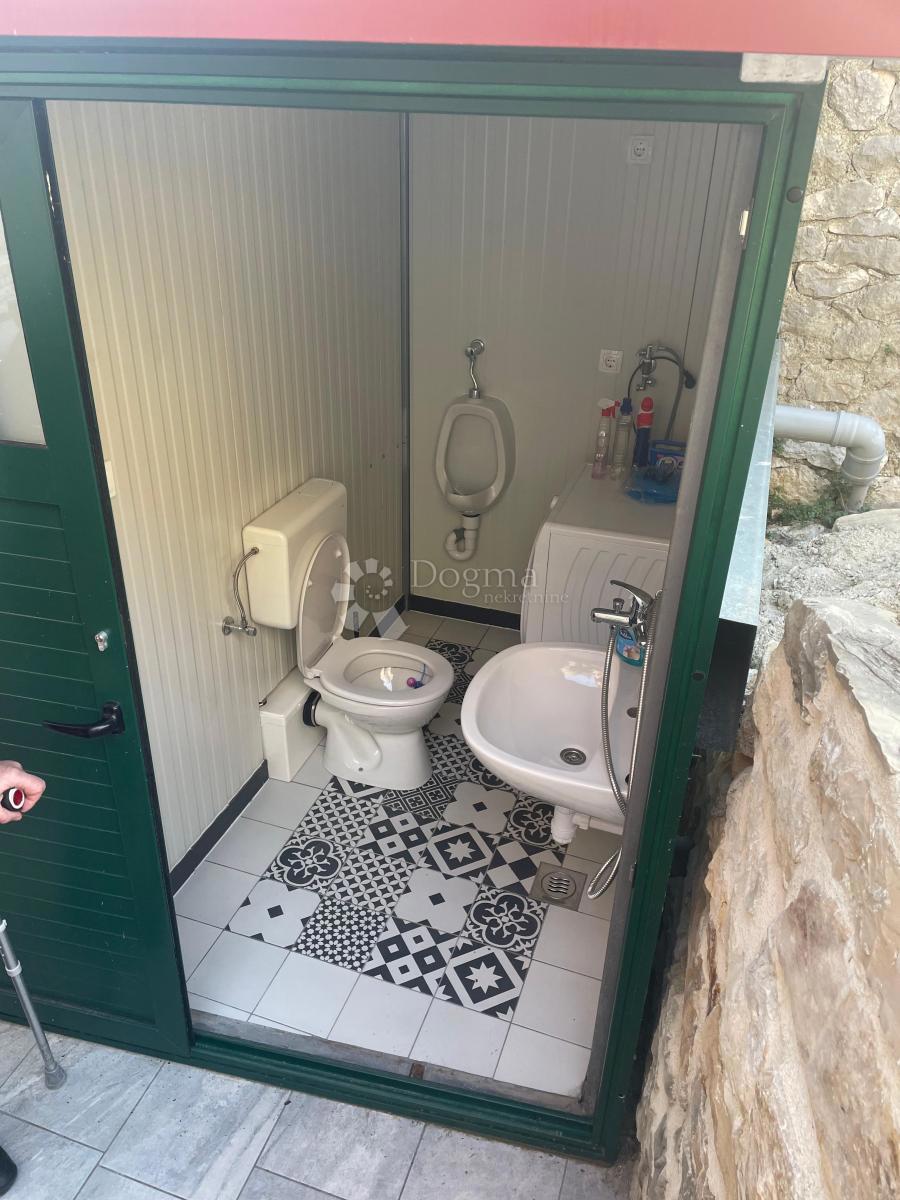 Hiša Jesenice, Dugi Rat, 200m2