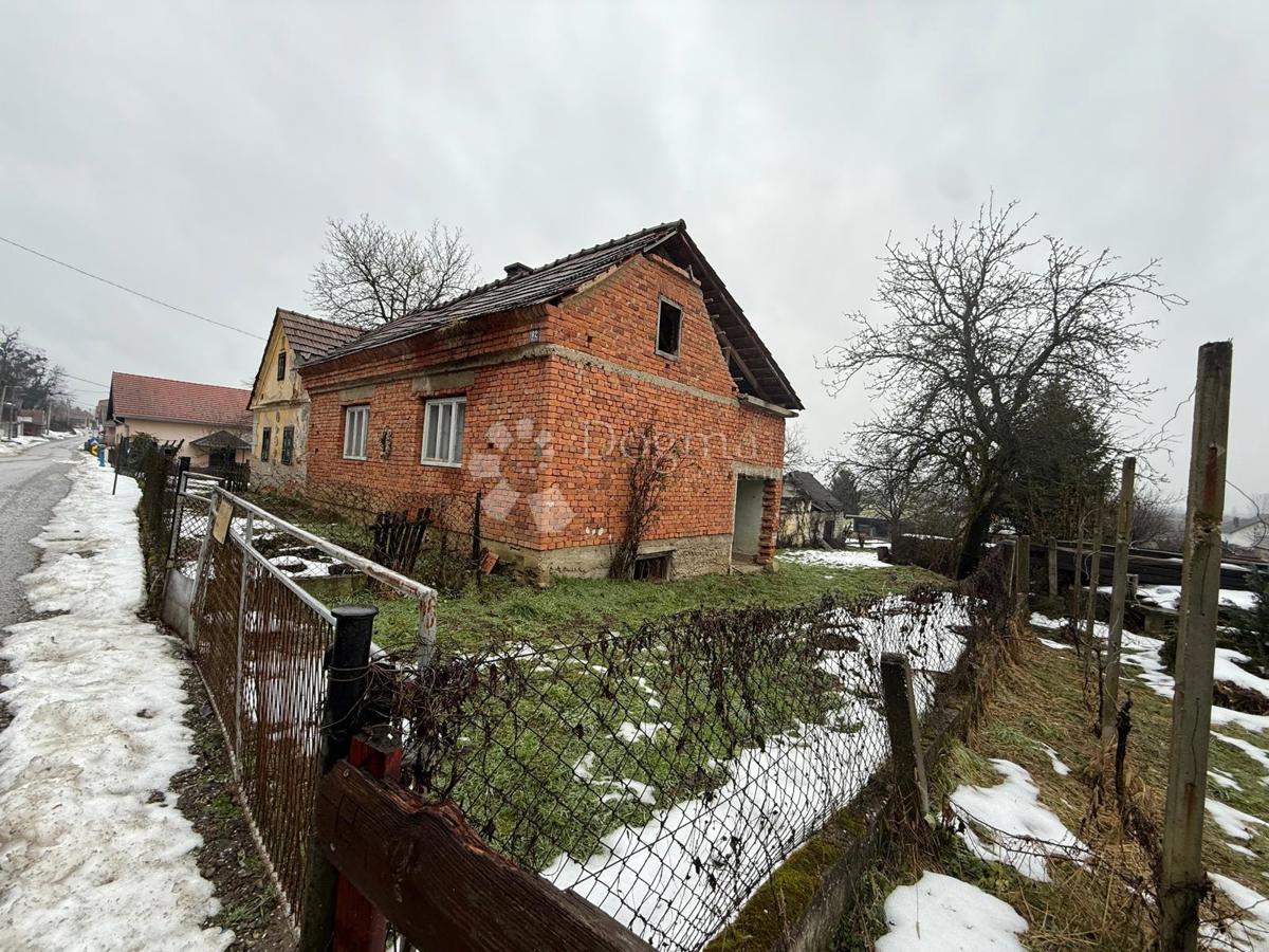 Zazidljivo zemljišče Donje Ladanje, Maruševec, 2.111m2