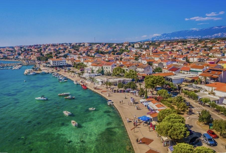 Zazidljivo zemljišče Pag, 761m2