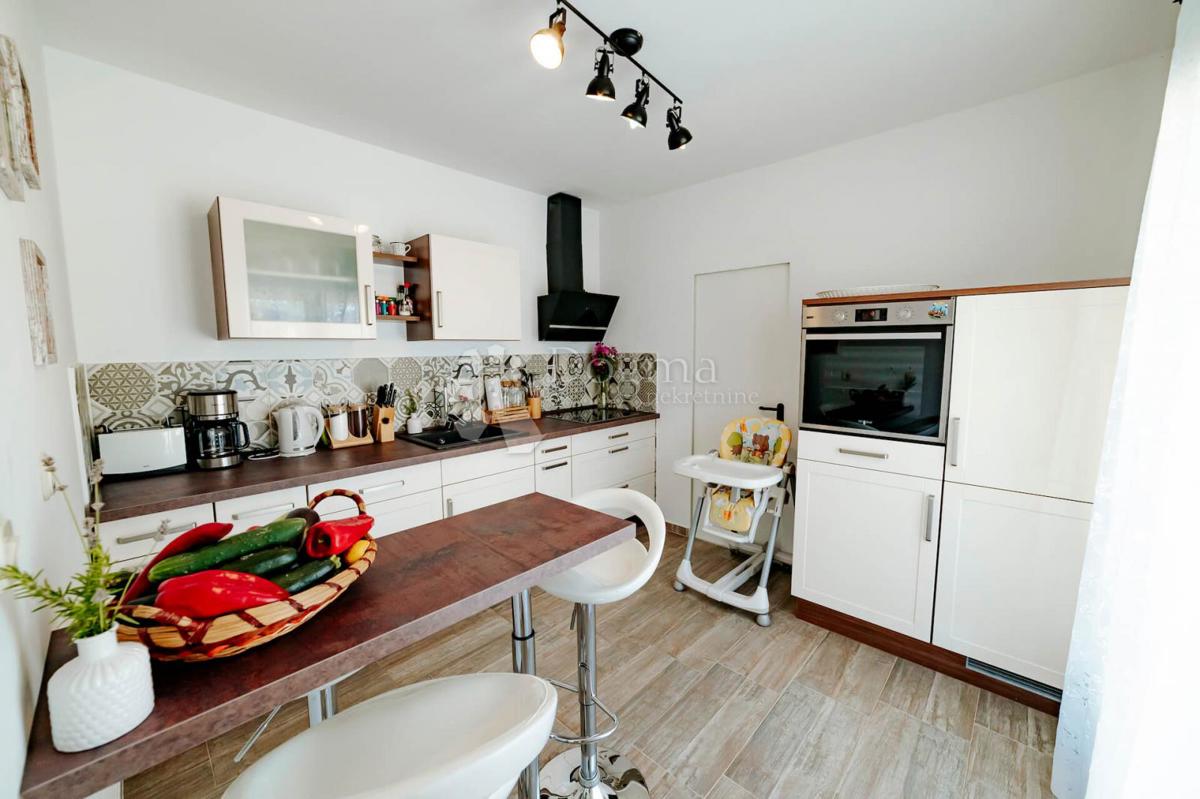 Hiša Višnjan, 200m2