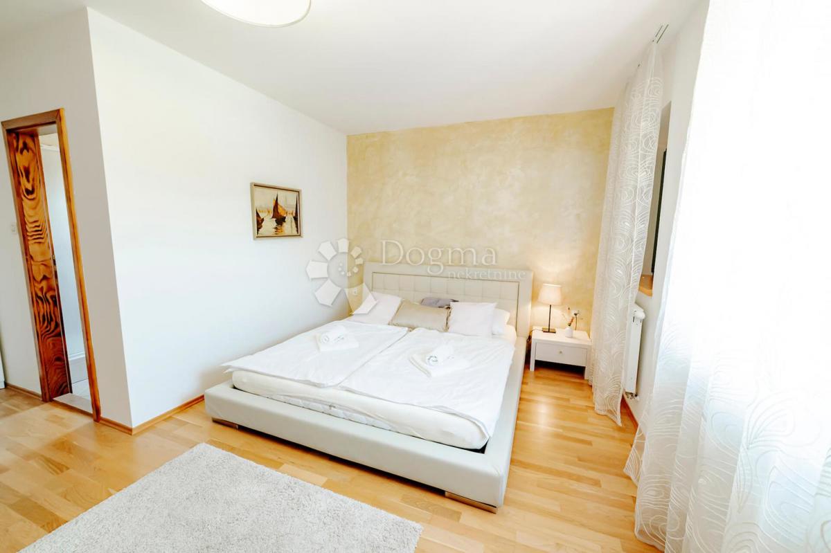 Hiša Višnjan, 200m2