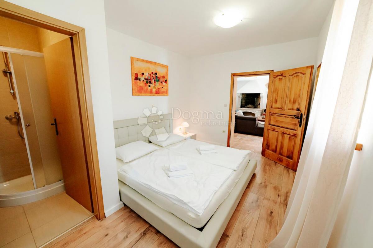 Hiša Višnjan, 200m2