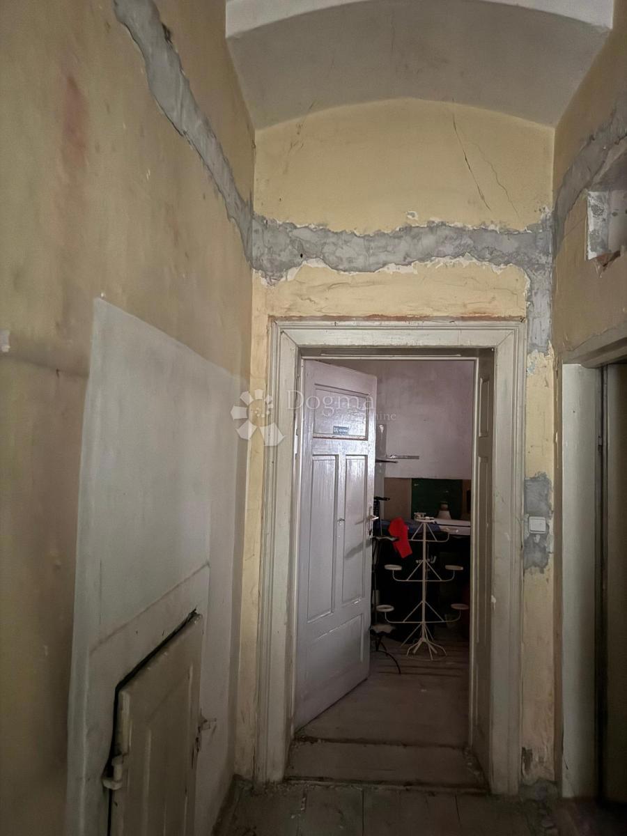 Stavba Centar, Varaždin, 981m2