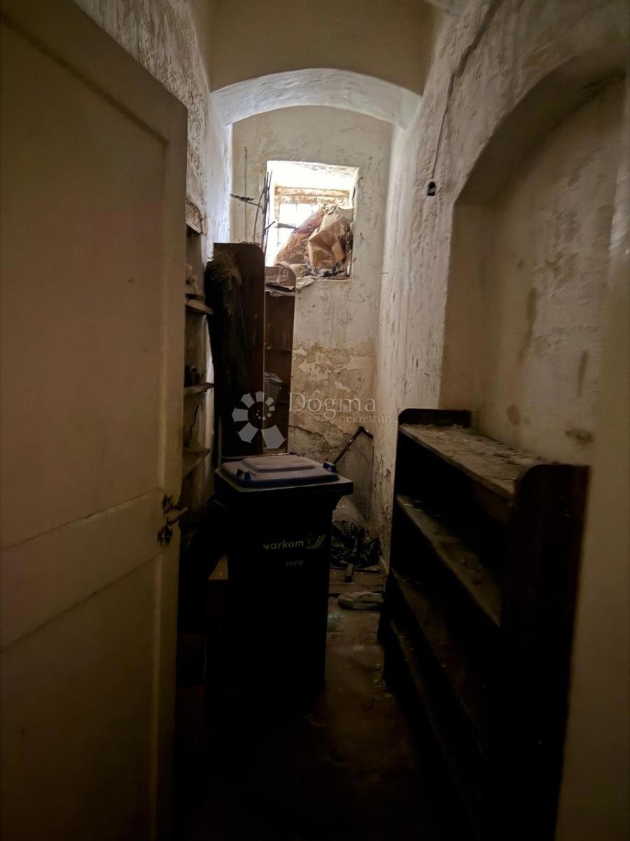 Stavba Centar, Varaždin, 981m2