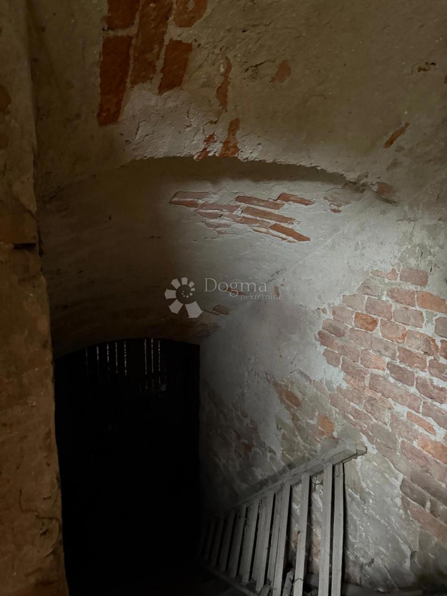 Stavba Centar, Varaždin, 981m2