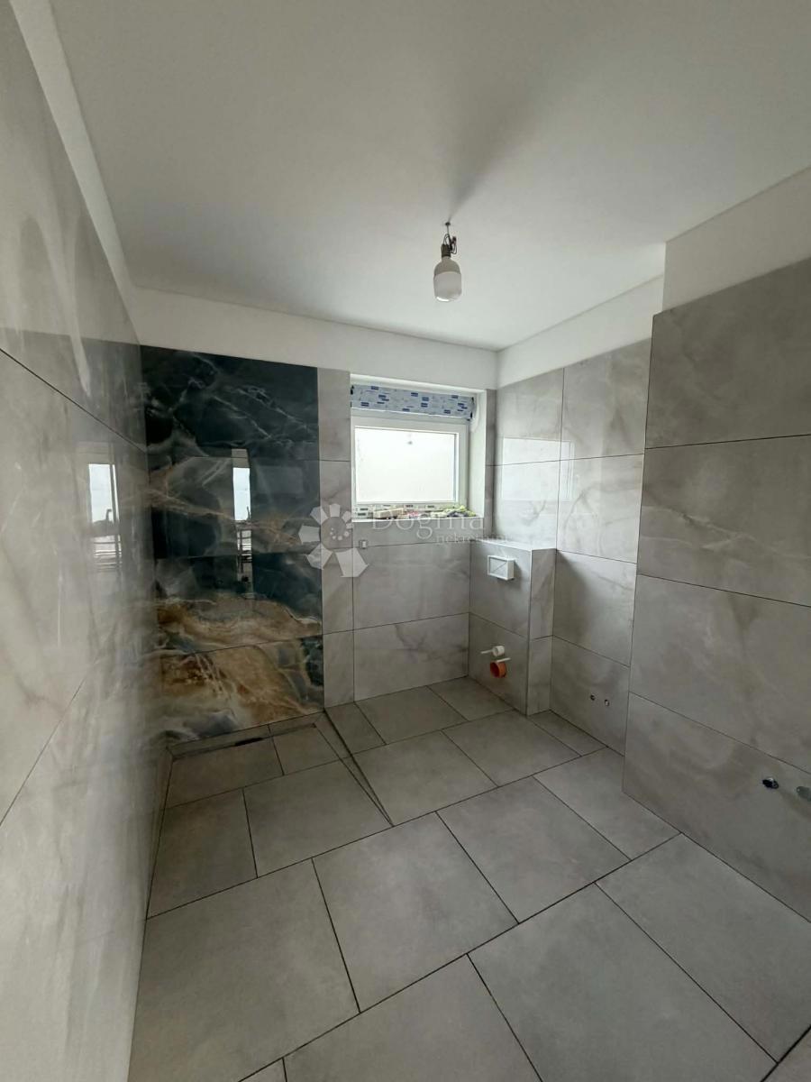 Stanovanje Kostrena Sveta Lucija, Kostrena, 212m2