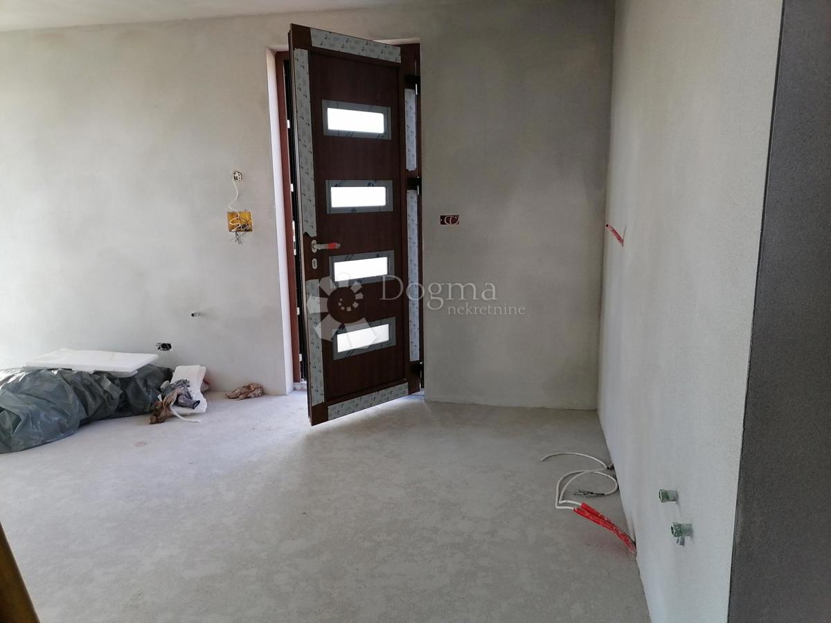 Hiša Bibići, Svetvinčenat, 299m2