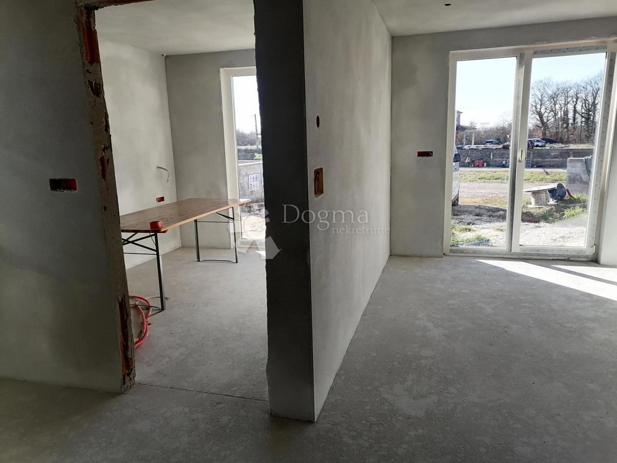 Hiša Bibići, Svetvinčenat, 299m2