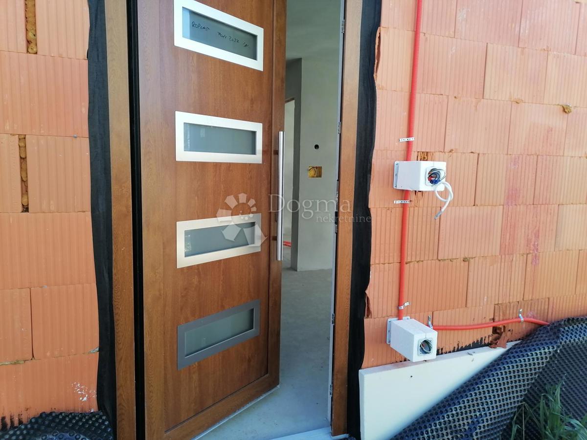 Hiša Bibići, Svetvinčenat, 299m2