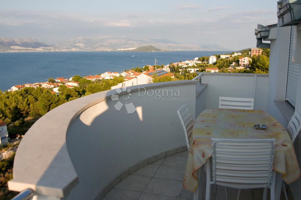 Stanovanje Arbanija, Trogir - Okolica, 100m2