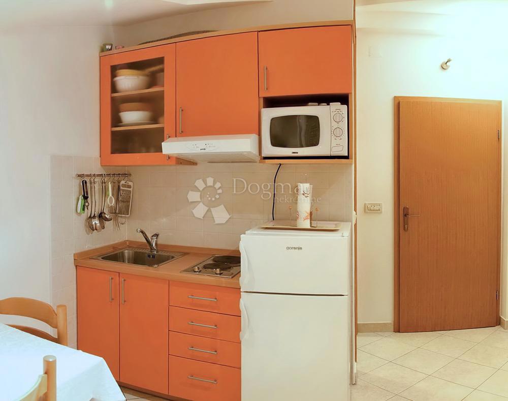 Stanovanje Arbanija, Trogir - Okolica, 100m2