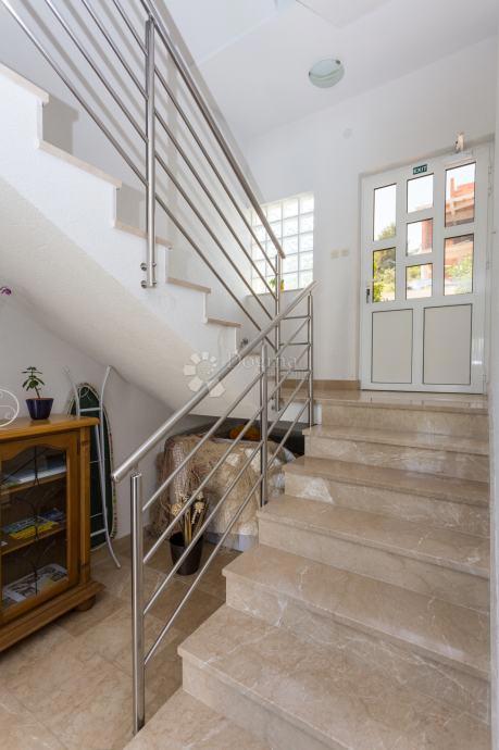 Stanovanje Arbanija, Trogir - Okolica, 100m2