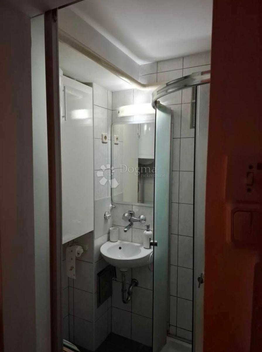 Stanovanje Donji grad, Donji Grad, 20m2