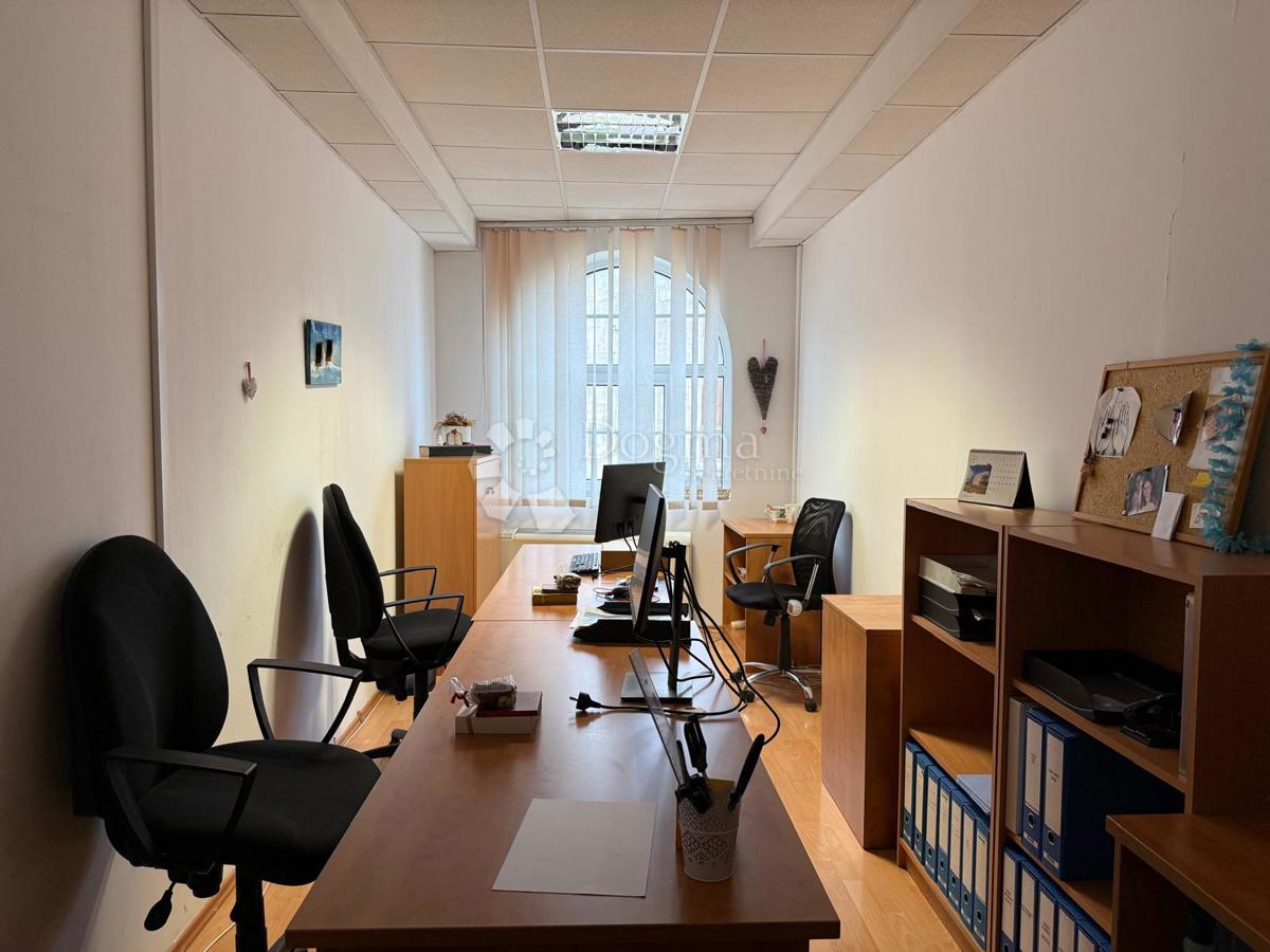 Poslovni prostor Poreč, 92,82m2