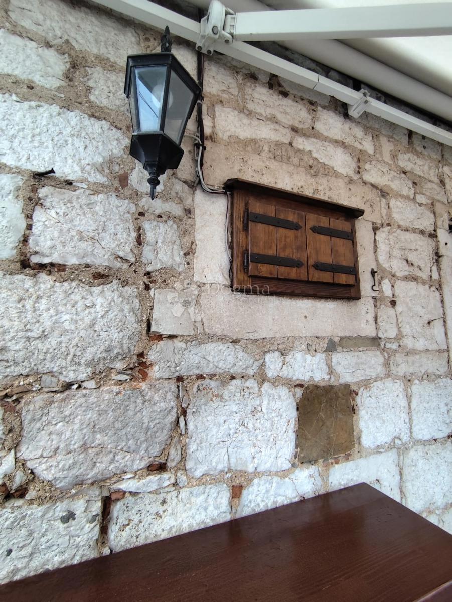 Poslovni prostor Dolac, Šibenik, 20m2