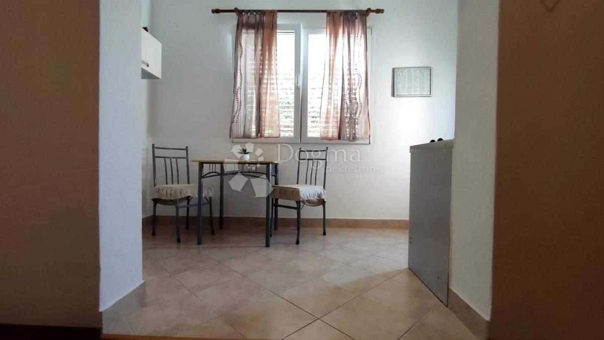 Stanovanje Podgora, 89,96m2